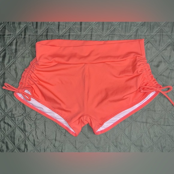 Like New VENUS 2-Piece Bikini in Papaya, Size 8 - Picture 11 of 16